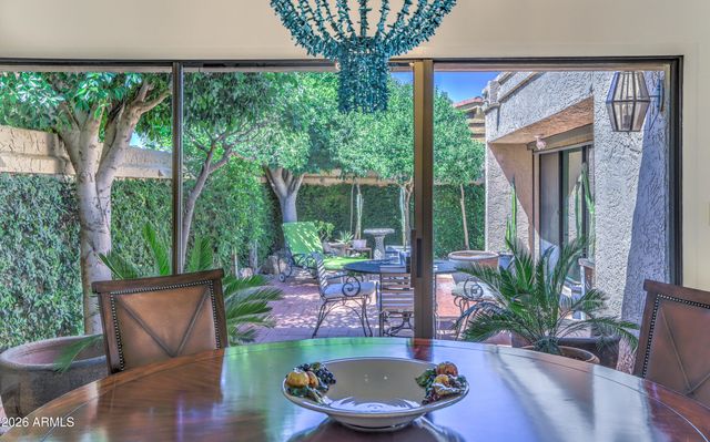 7914 E MONTEBELLO Avenue, Scottsdale, AZ 85250