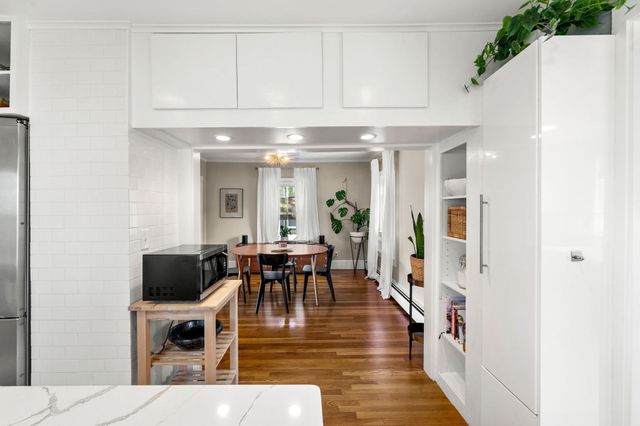 47 Sanford St, Melrose, MA 02176