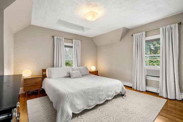 47 Sanford St, Melrose, MA 02176