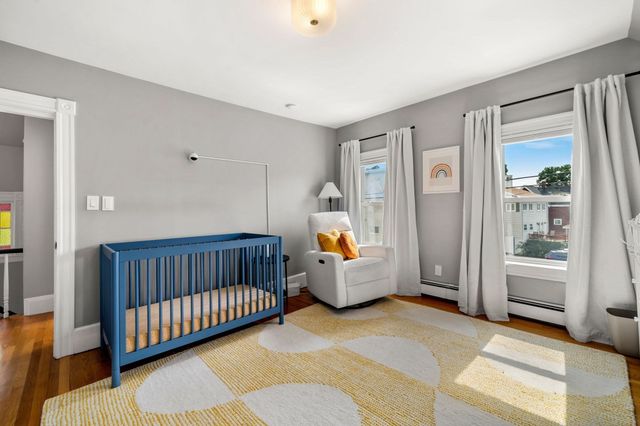 47 Sanford St, Melrose, MA 02176