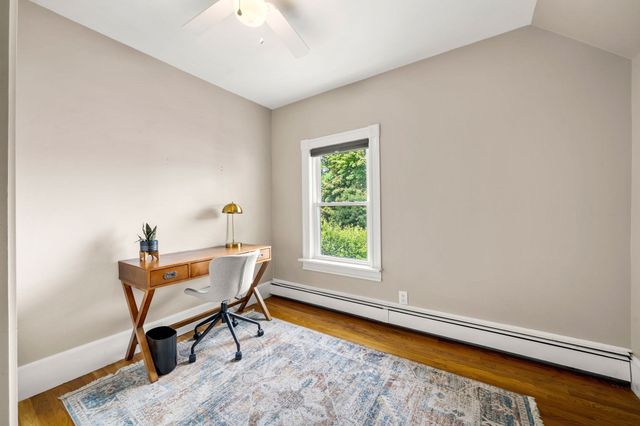 47 Sanford St, Melrose, MA 02176