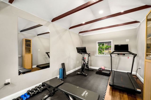 47 Sanford St, Melrose, MA 02176