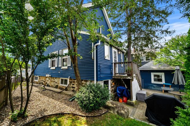 47 Sanford St, Melrose, MA 02176