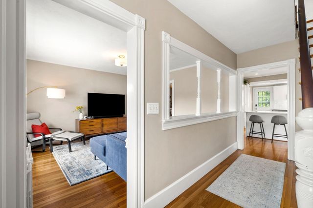 47 Sanford St, Melrose, MA 02176