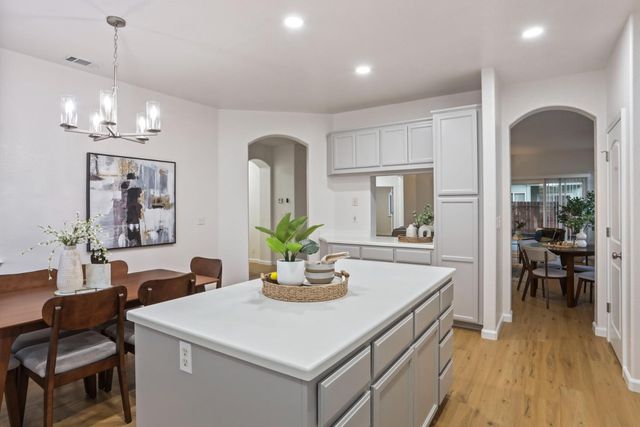 1683 Portabella Pl, Manteca, CA 95336