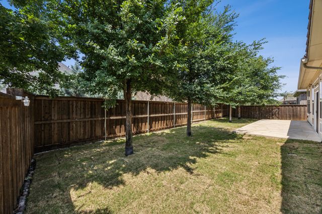 975 Stampede Drive, Frisco, TX 75036