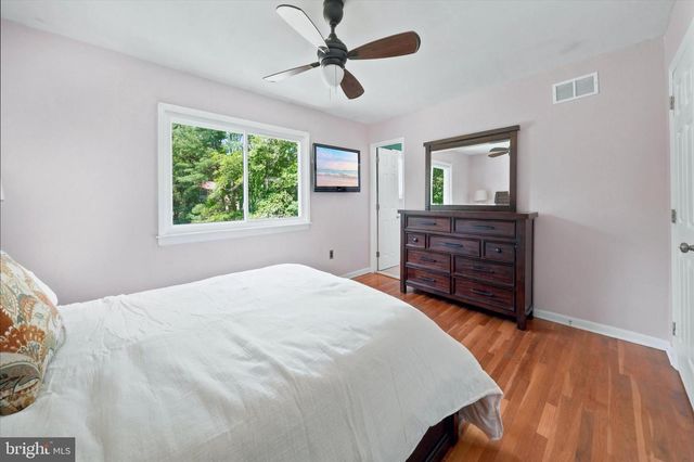 45 N FAWN DR, Newark, DE 19711