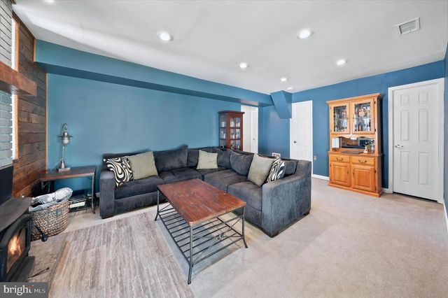 45 N FAWN DR, Newark, DE 19711