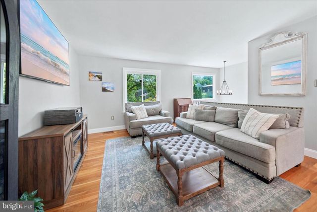 45 N FAWN DR, Newark, DE 19711