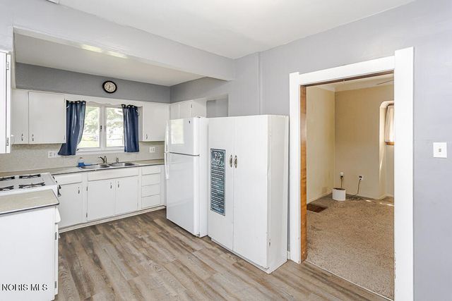 1916 Berdan Avenue, Toledo, OH 43613