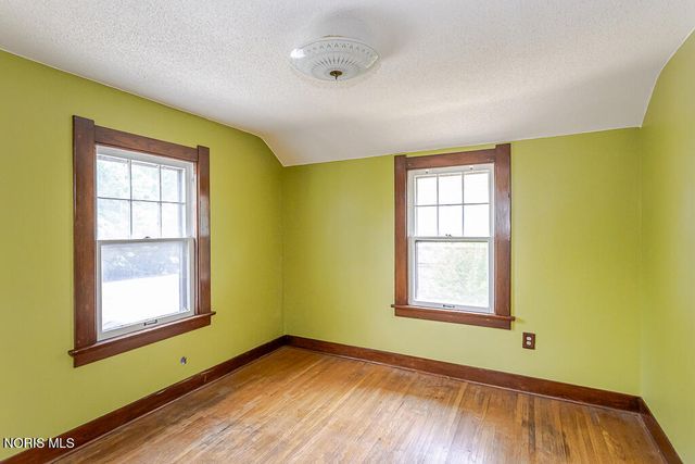 1916 Berdan Avenue, Toledo, OH 43613