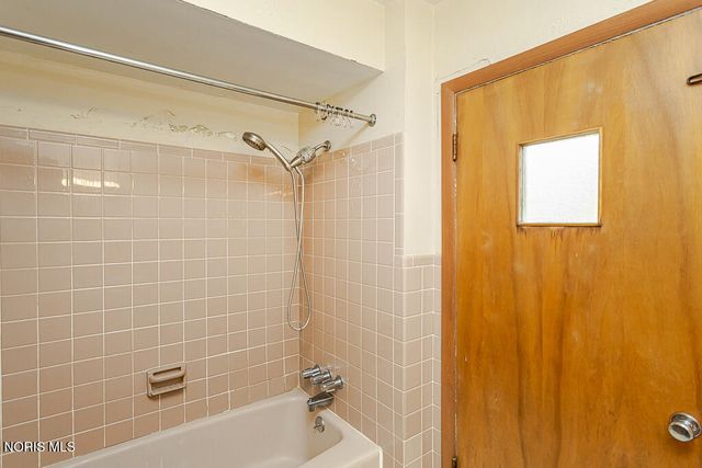 1916 Berdan Avenue, Toledo, OH 43613