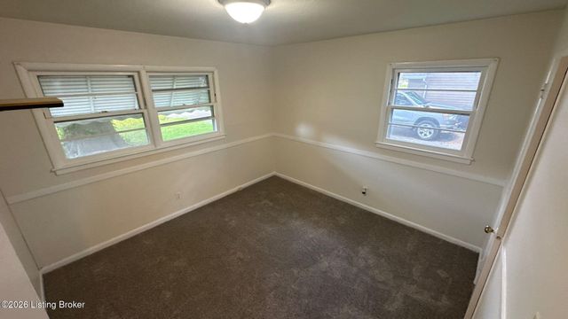 9231 Omar Khayyam Blvd, Louisville, KY 40272