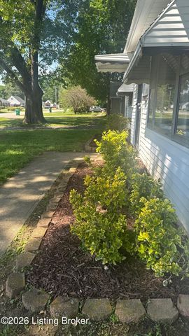 9231 Omar Khayyam Blvd, Louisville, KY 40272
