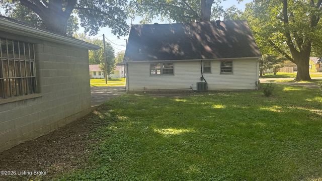 9231 Omar Khayyam Blvd, Louisville, KY 40272