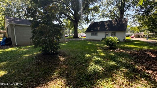 9231 Omar Khayyam Blvd, Louisville, KY 40272