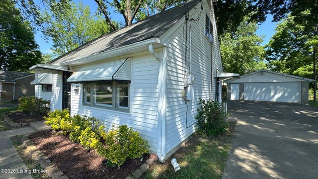 9231 Omar Khayyam Blvd, Louisville, KY 40272