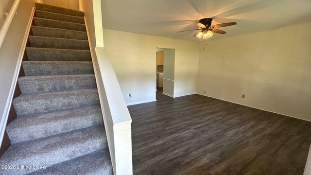 9231 Omar Khayyam Blvd, Louisville, KY 40272