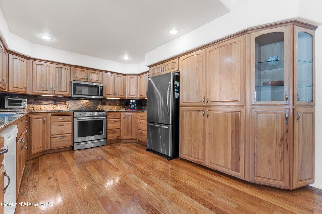 11907 N BLUE JAY CT, Hayden, ID 83835 photo 12