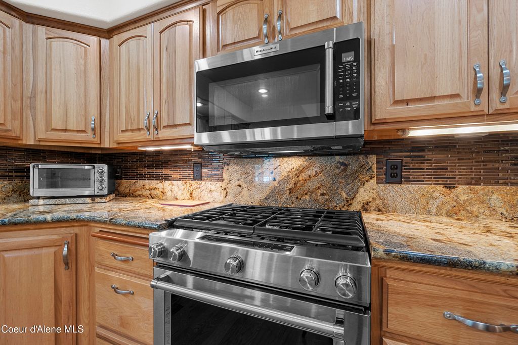 11907 N BLUE JAY CT, Hayden, ID 83835 photo 13