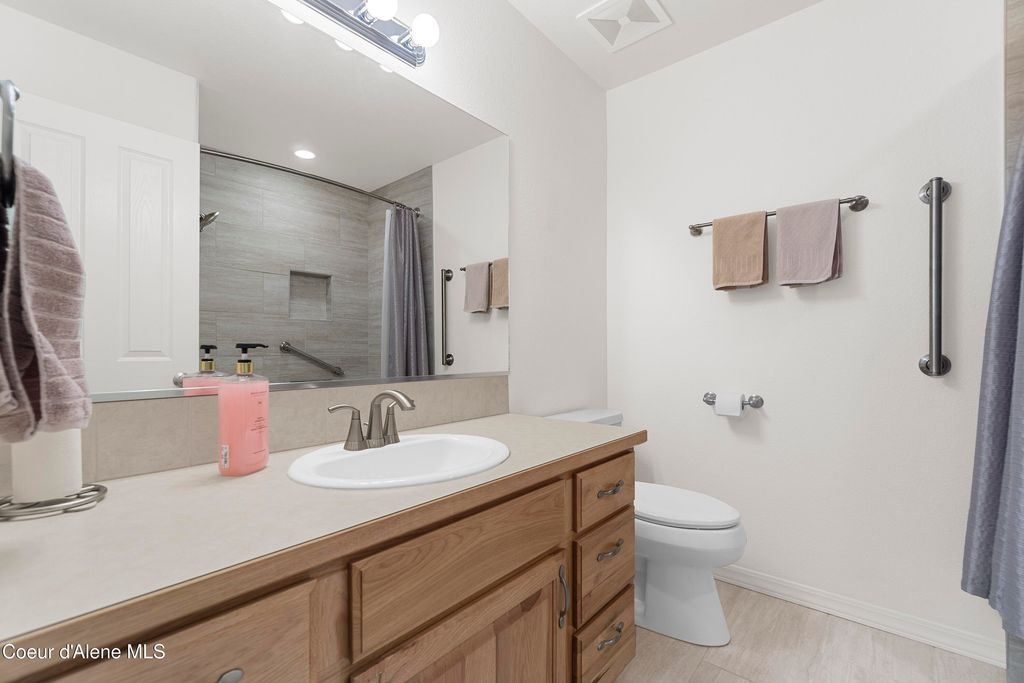 11907 N BLUE JAY CT, Hayden, ID 83835 photo 28