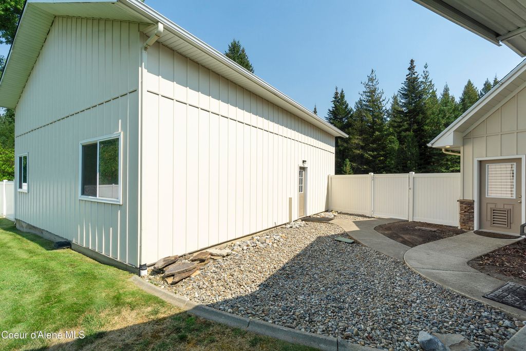 11907 N BLUE JAY CT, Hayden, ID 83835 photo 34