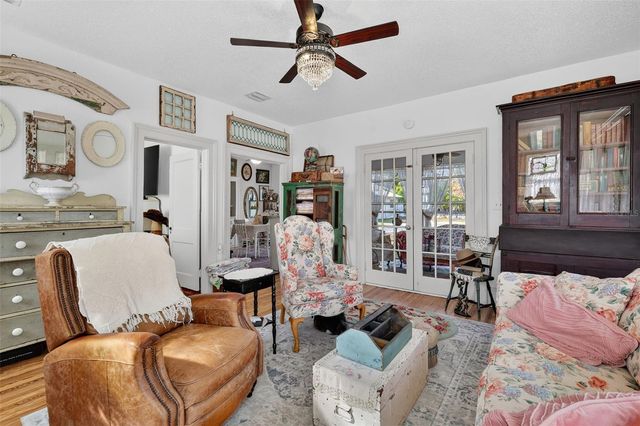 740 SUMMIT STREET, Eustis, FL 32726