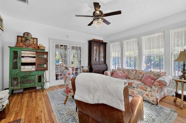 740 SUMMIT STREET, Eustis, FL 32726