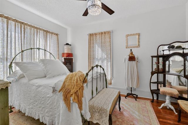 740 SUMMIT STREET, Eustis, FL 32726