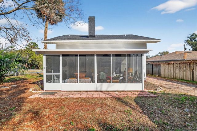 740 SUMMIT STREET, Eustis, FL 32726