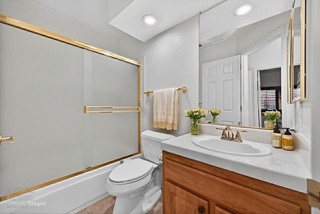 470 S Lexington Dr, Folsom, CA 95630