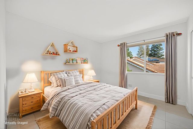 470 S Lexington Dr, Folsom, CA 95630