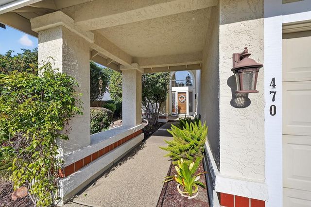 470 S Lexington Dr, Folsom, CA 95630