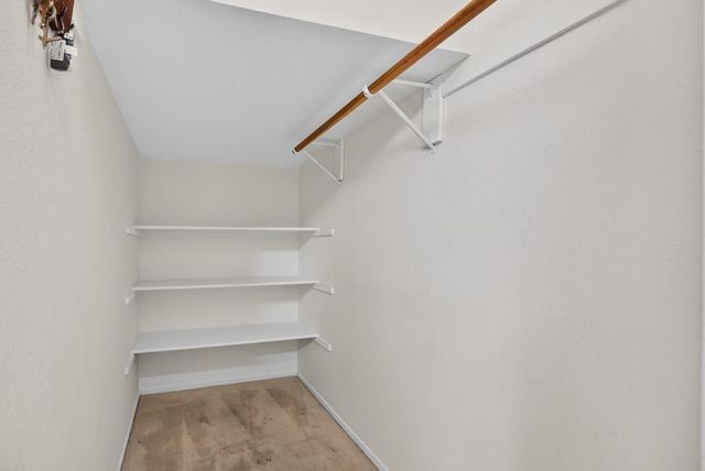 470 S Lexington Dr, Folsom, CA 95630