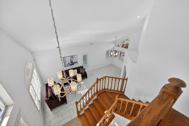 470 S Lexington Dr, Folsom, CA 95630