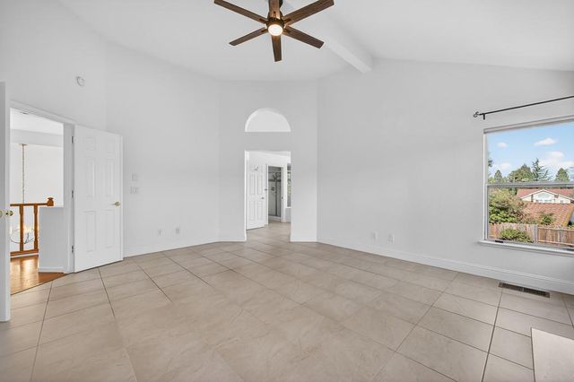 470 S Lexington Dr, Folsom, CA 95630