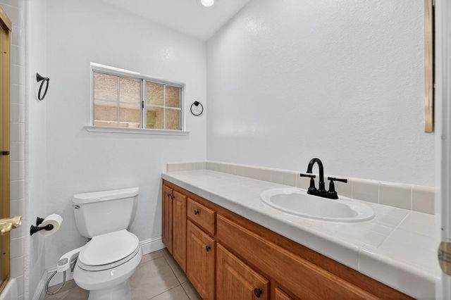 470 S Lexington Dr, Folsom, CA 95630