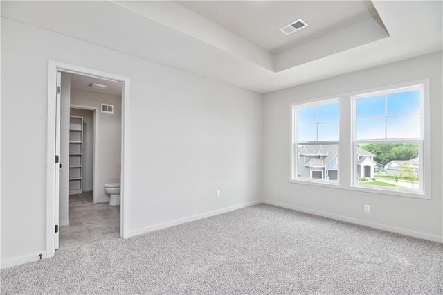 23822 Clear Creek Parkway, Shawnee, KS 66226