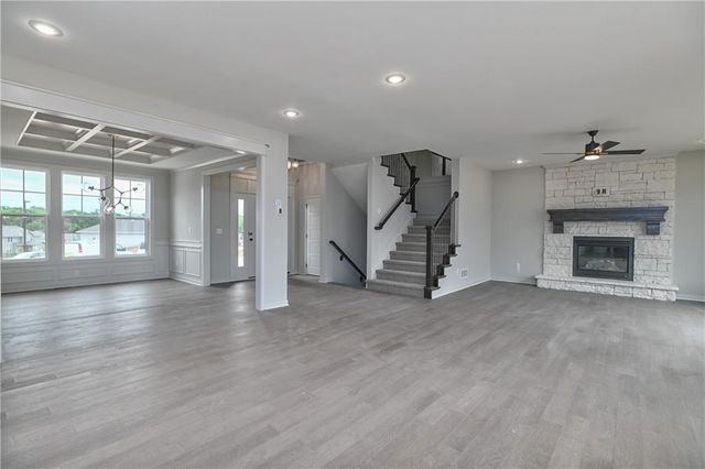 23822 Clear Creek Parkway, Shawnee, KS 66226