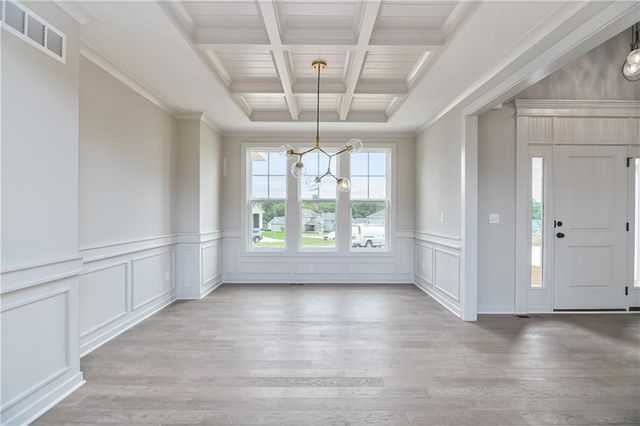 23822 Clear Creek Parkway, Shawnee, KS 66226