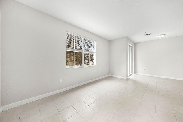 1008 SW Shoma Drive 394, Royal Palm Beach, FL 33414