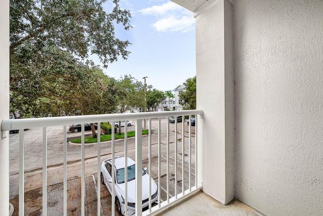 1008 SW Shoma Drive 394, Royal Palm Beach, FL 33414
