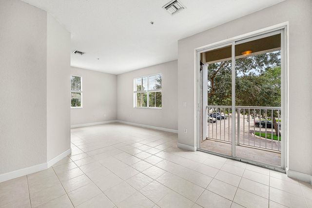 1008 SW Shoma Drive 394, Royal Palm Beach, FL 33414