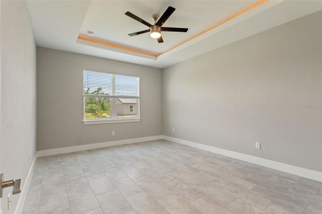 421 NE 19TH TERRACE, Cape Coral, FL 33909