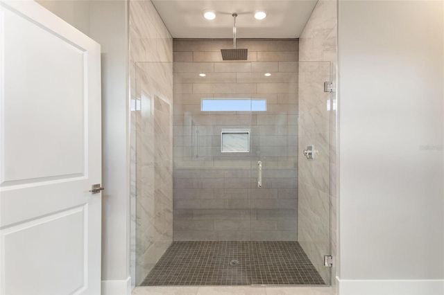 421 NE 19TH TERRACE, Cape Coral, FL 33909