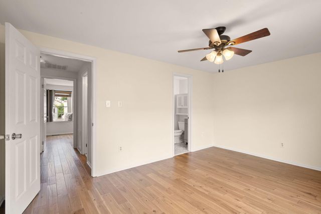 14562 TRURO PARISH CT, Centreville, VA 20120