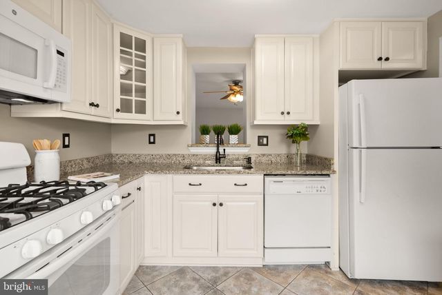 14562 TRURO PARISH CT, Centreville, VA 20120
