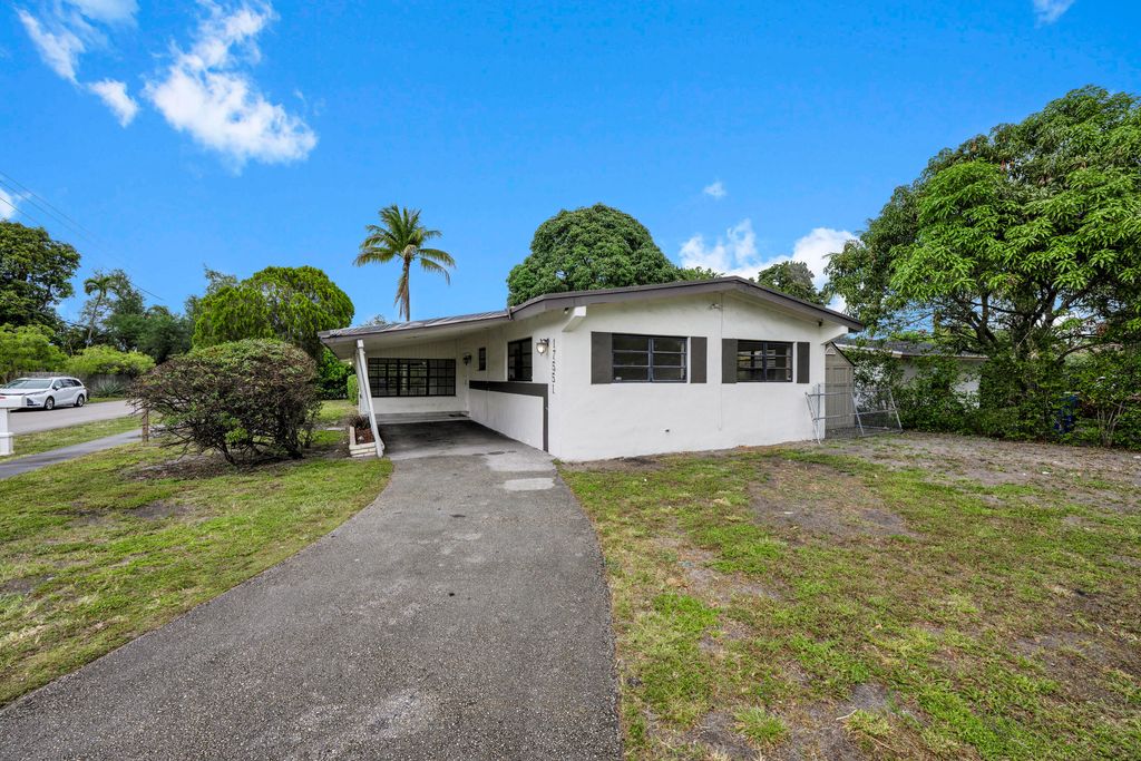 17551 NE 5th Avenue, North Miami Beach, FL 33162