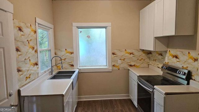 1076 Crescent Avenue 1076, Macon, GA 31204