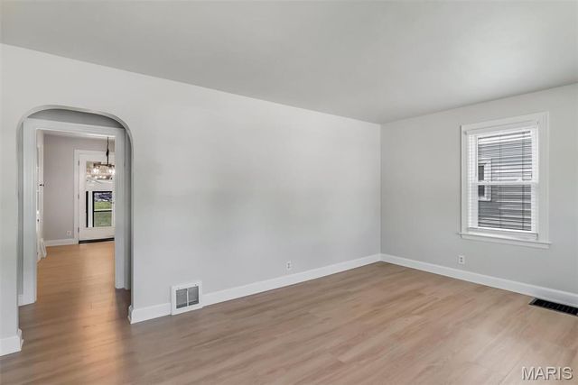 1165 Jackson Street, St Charles, MO 63301